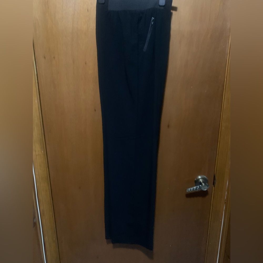 Joseph Ribkoff dress pants, excellent condition. Like new. Smoke/Pet free